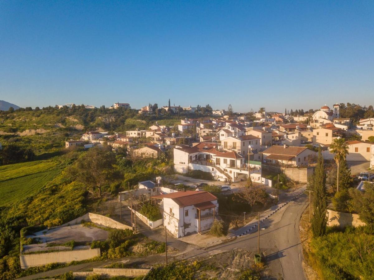 Samareitidos Light Cottage Anaphotia Exteriör bild