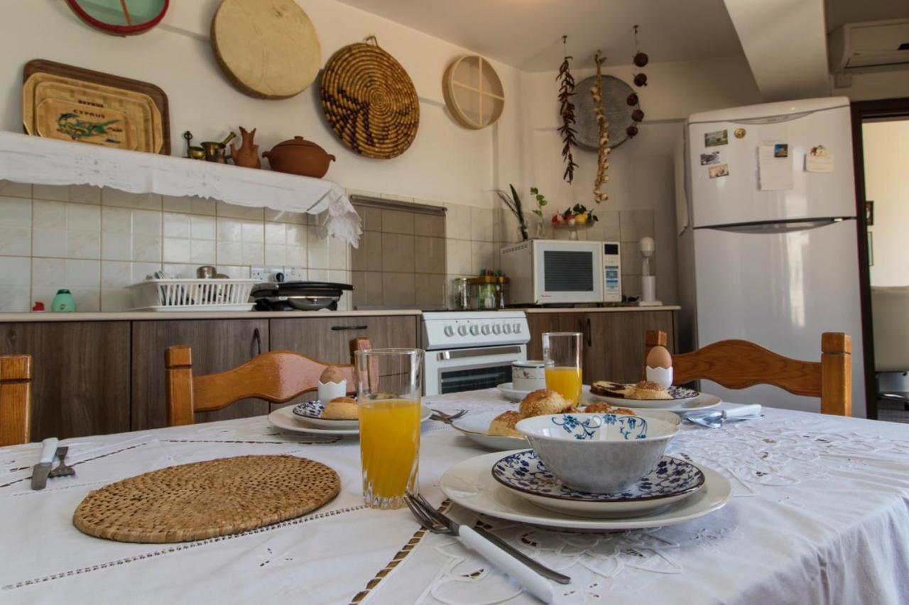Samareitidos Light Cottage Anaphotia Exteriör bild
